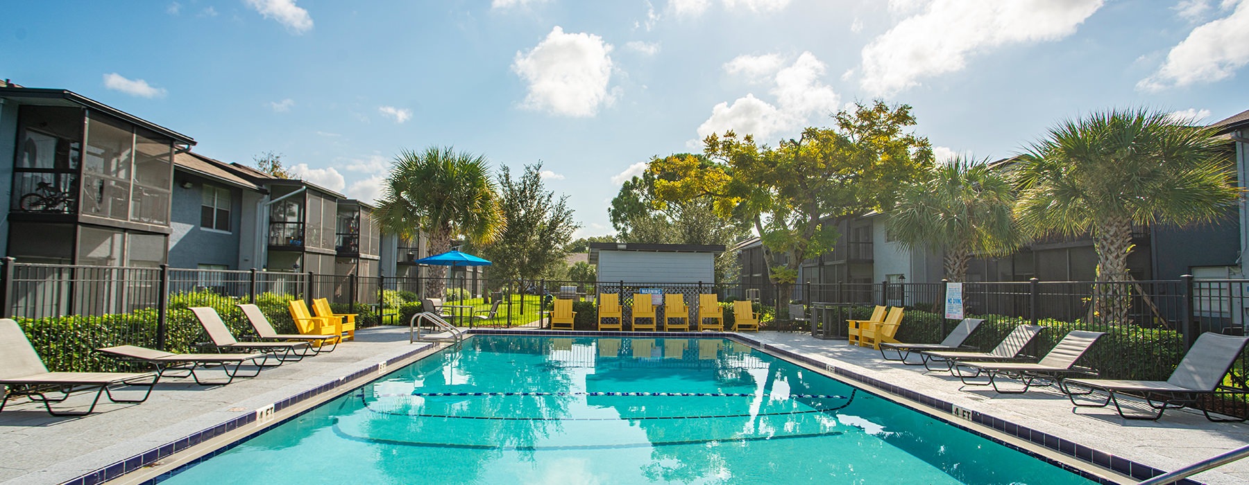 Pool View - Royal Isles Apartments in Orlando